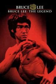 10月3日李小龙首部功夫电影上映：1971年他是格斗之王还是假大师_萨沙