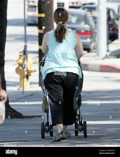 Allison adler and sawyer gilbert hi-res stock photography and images ...