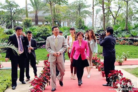 公园一号麦玲玲风生水起大讲坛完美落幕_摄魂的空间_湛江都市网