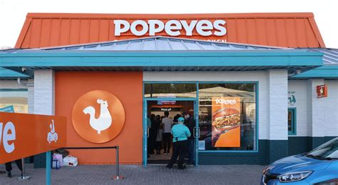 Inside Stoke-on-Trent's new Popeyes store after queue snakes around the ...