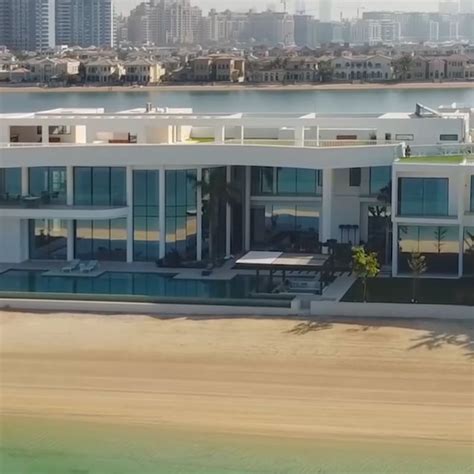 Mukesh Ambani buys a villa worth Rs 640 crore in Dubai