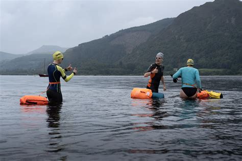 Outdoor Swimming 的图像结果