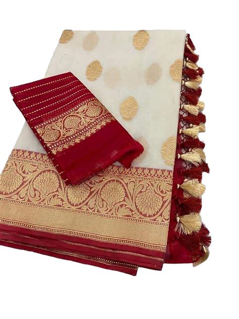 Red And Off White Handloom Banarasi Pure Kora Silk Saree - Luxurionworld