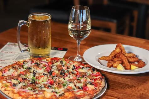 Stuft Pizza Celebrates 10th Anniversary in Palm Desert - Greater ...
