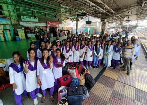 छत्तीसगढ़ः DDU-GKY द्वारा प्रशिक्षित 53 बेटियों को दीपावली पर मिला पहली ...