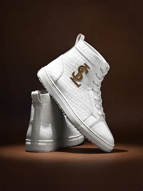 MJ's