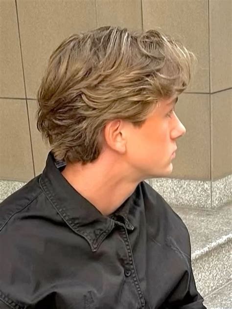 Best 12 27 Trendy Middle Part Hairstyles For Men – Artofit