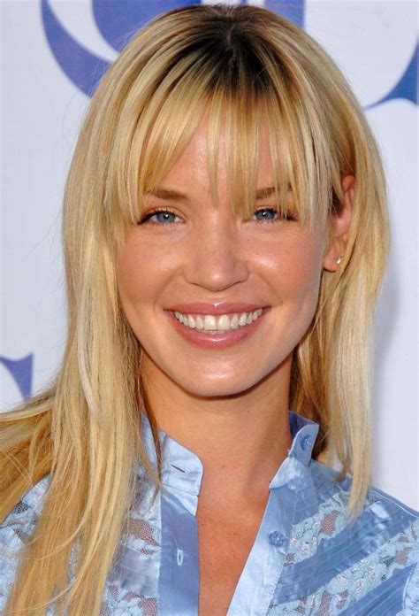 FamousNamesPedia - All About Ashley Scott