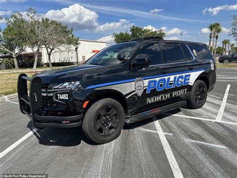 Parents left son on side of road with bag of guns, police say