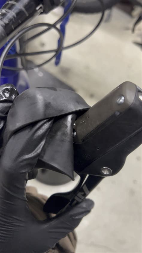 Image result for SRAM Code R Bleeding