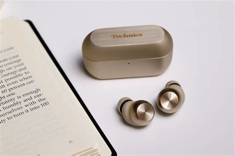 Technics AZ100 slušalice u šampanjac zlatnoj boji, izdanje za 60 ...