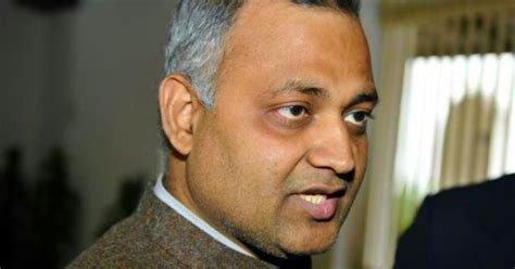 AAP MLA Somnath Bharti Calls Female Journalist A ‘Prostitute’ On Live ...