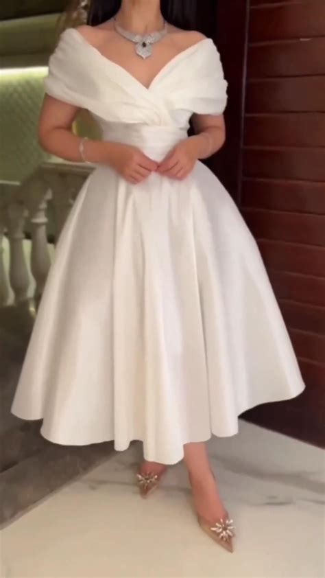 Vintage 1950s style wedding dress – Artofit