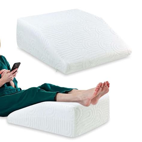 The White Willow Orthopedic Medical Grade Foam Bed Wedge Elevated Leg ...