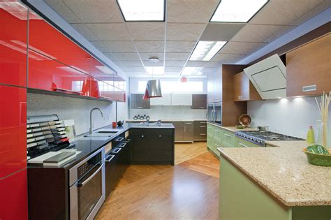 Kitchen & Bath Showroom | Mr. Floor, Skokie IL