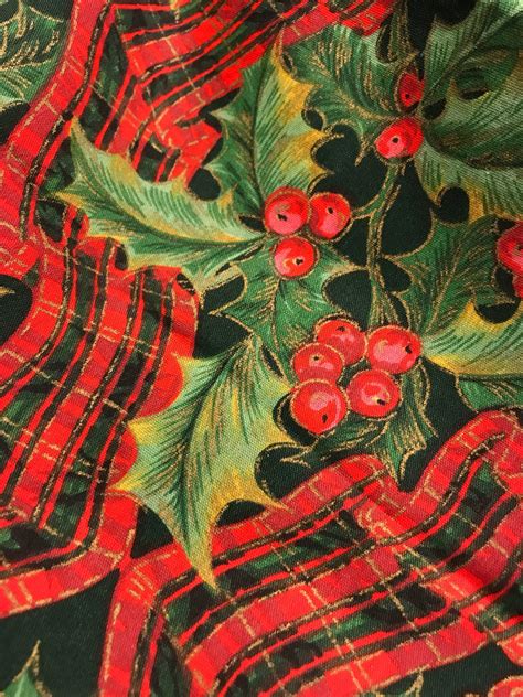 Christmas Cloth Napkins, 12 Vintage Plaid Holly cloth napkins set, red ...