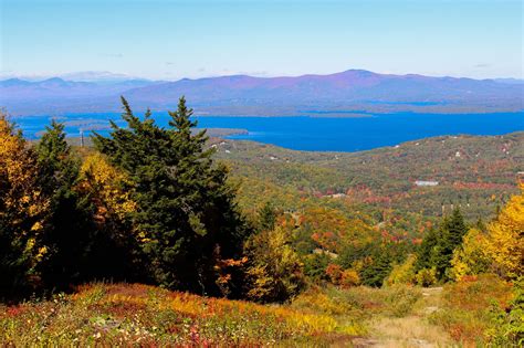 Travel Guide to the Shores of Lake Winnipesaukee in New Hampshire | Vogue