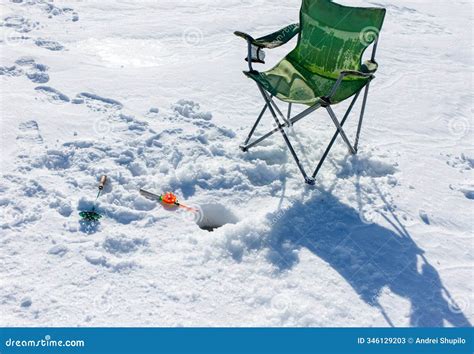 Dig Hole 的图像结果