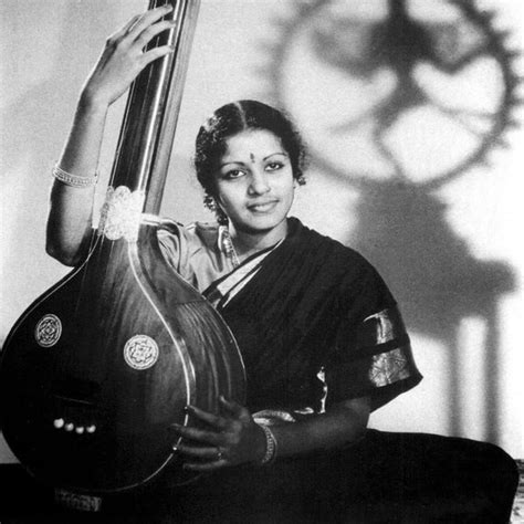 M S Subbulakshmi with Veena - Rare Photograph - Hindustani Carnatic ...