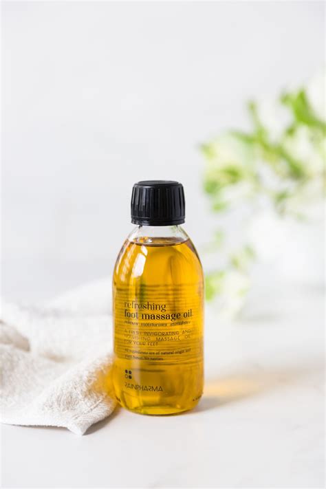 REFRESHING FOOT MASSAGE OIL - Hanami Beerse
