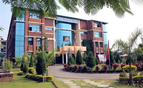 Doon Business School Dehradun PGDM Review by Student - Jr. Kailash ...