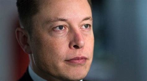 Elon Musk Hints That He Might Be Going To The Moon Before Mars On The ...