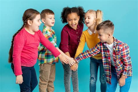 Kids holding hands Images - Free Download on Freepik