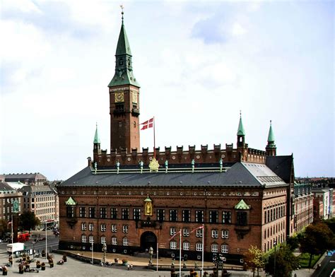 Copenhagen City Hall: Guided Tour in Copenhagen | Pelago