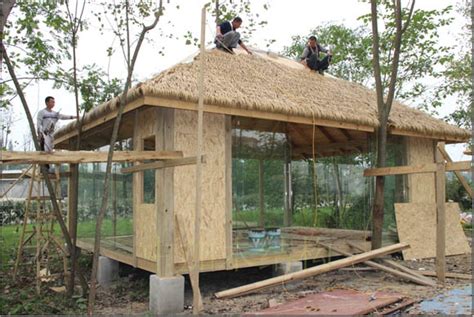 郫县花园镇项目二期小木屋正在施工中--四川中加木结构建筑工程有限公司