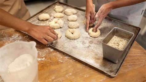 Telvor: Tips To Make This Kashmiri Doughnut Bread