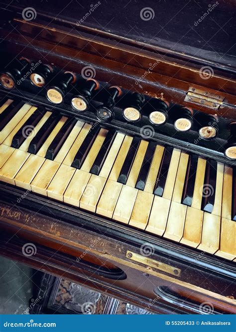 Antique reed organ stock image. Image of detail, music - 55205433