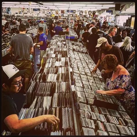 “独音唱片”新店营业了：更大的空间，更好的环境，更全的音乐收藏
