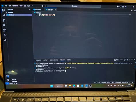 Image result for Python Coding HelloWorld