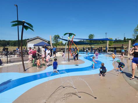Pleasant Park in Apex, NC: Epic Playground + Splash Pad! | Raleigh ...