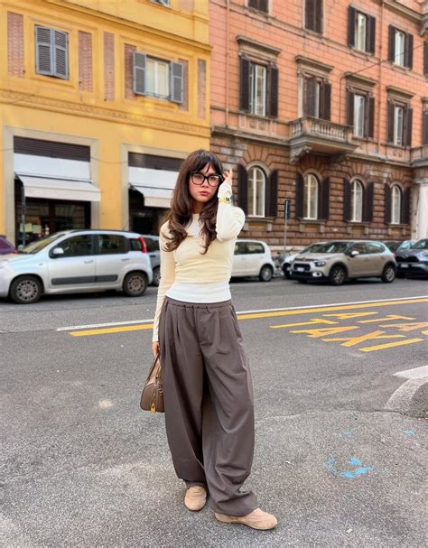 Barrel jogger trousers - Women | Bershka