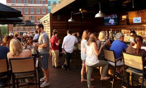 THE 10 BEST Restaurants Near Arena District, Columbus