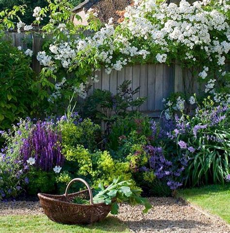 25 English Country Cottage Garden Design Ideas You Should Check ...