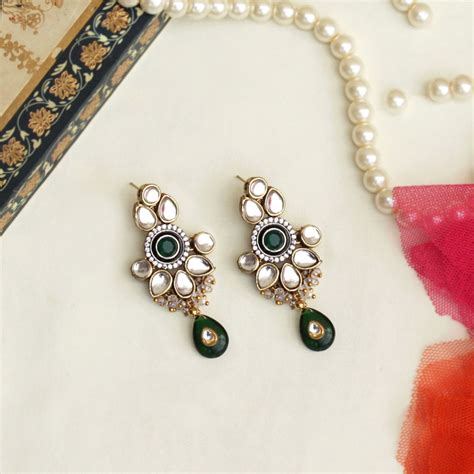Buy Earrings Online At Best Price In India | BEABHIKA.COM