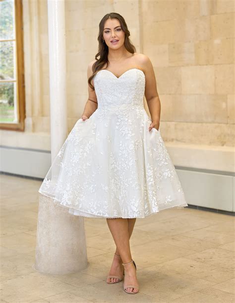 Plus Size Tea Length Wedding Dresses