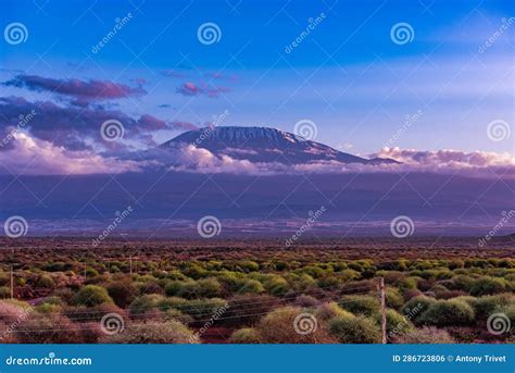 Mount Kilimanjaro Tallest Mountain in Africa Found in Tanzania East ...