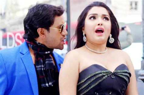 निरहुआ खुलेआम कर रहे आम्रपाली के साथ रोमांस, वायरल हुआ दोनों का ...