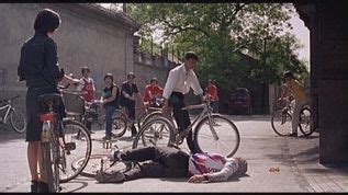 高圆圆李滨重骑17岁的单车，但“17岁再也回不去了”(组图)-搜狐新闻