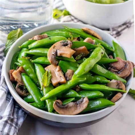 Sugar Snap Peas Recipe & Sauteed Mushrooms - Vegan in the Freezer