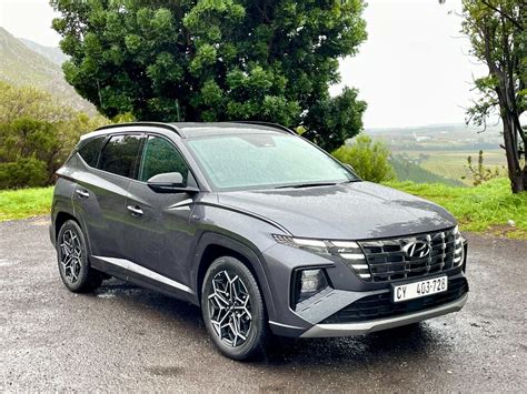 Hyundai Tucson N Line (2023) - First Drive Review - Buying a Car - AutoTrader