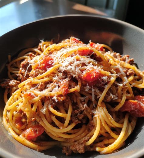 Crockpot Spaghetti Recipes: 7 Comforting Dishes to Savor - Wilingga Recipes