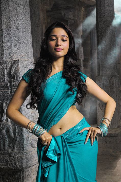 Hot Tamanna Navel In Siruthai