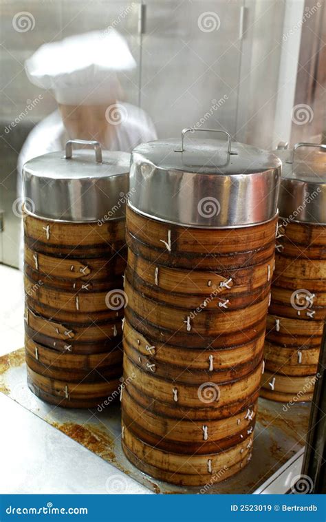 The dim-sum kitchen stock image. Image of canteen, asian - 2523019