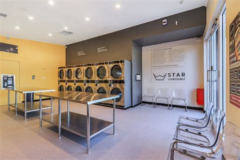 Plympton Park - Star Laundromat