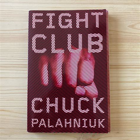 Fight Club by Chuck Palahniuk, Paperback | Pangobooks