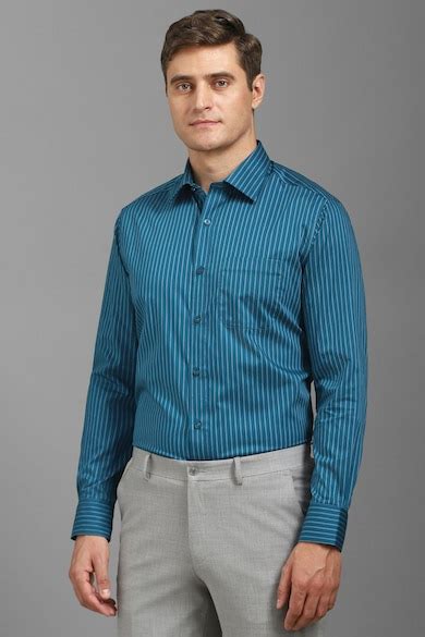 Buy Men Blue regular-fit Stripe Full Sleeves Formal Shirt Online ...
